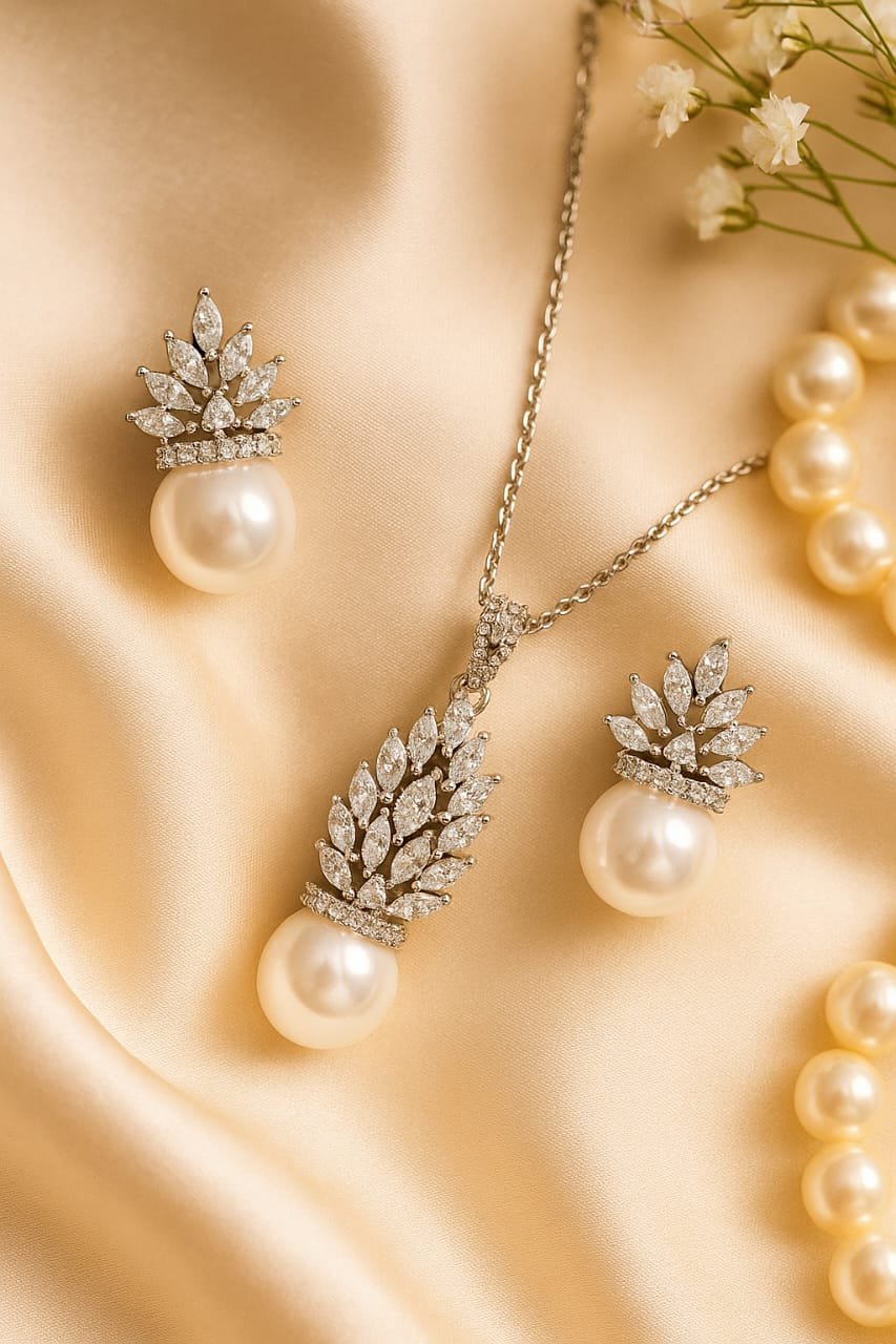 Pearl Crown Half Set